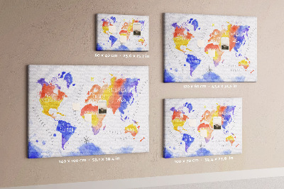 Tablero de anuncios mapa del mundo con diseño de acuarela colorida
