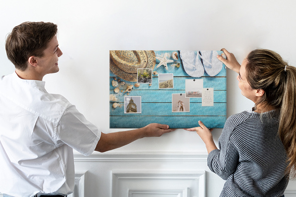 Tablero de corcho decorativo con diseño temático de accesorios de playa para el verano