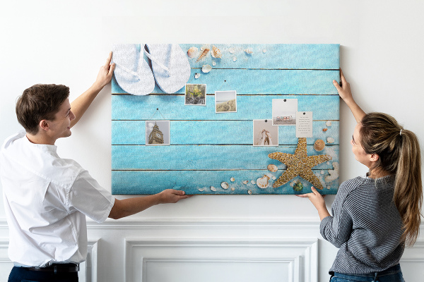 Tablero de anuncios diseño de recuerdos veraniegos de playa con conchas
