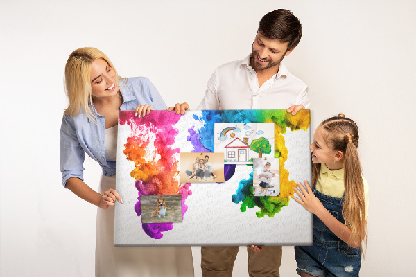 Tablero de anuncios diseño de nubes de pintura coloridas en movimiento