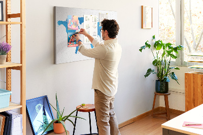 Pizarra de corcho mapa mundial azul sobre fondo blanco