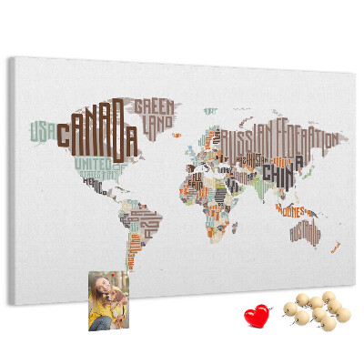 Tablero de anuncios mapamundi con los nombres de los países