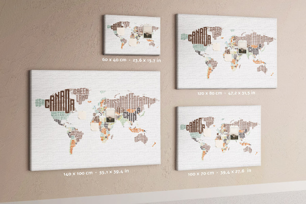 Tablero de anuncios mapamundi con los nombres de los países