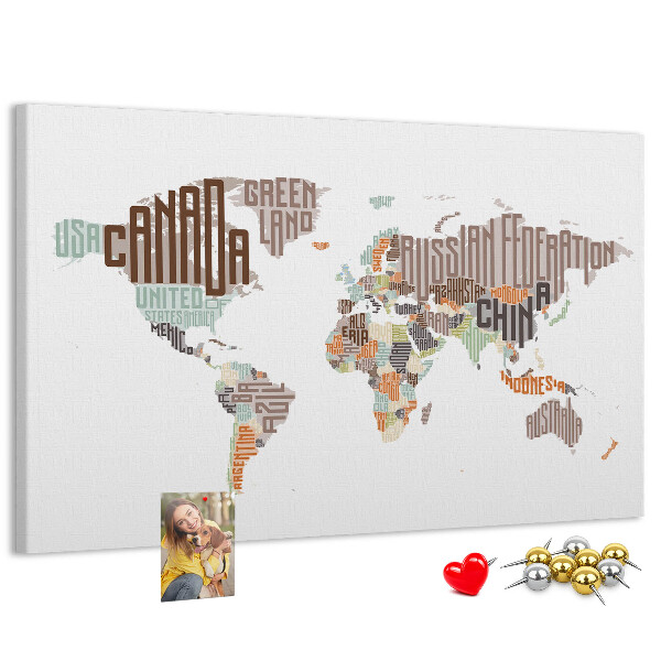 Tablero de anuncios mapamundi con los nombres de los países