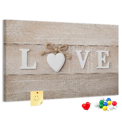 Pizarra de corcho Amor expresado en letras de corazón de madera
