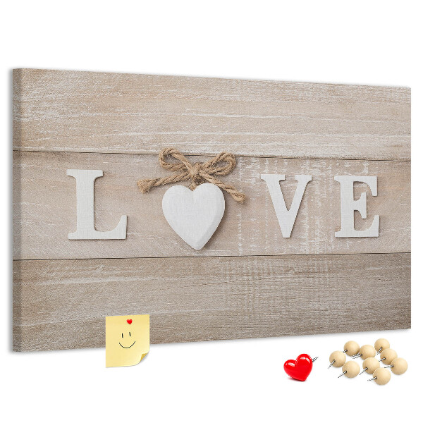 Pizarra de corcho Amor expresado en letras de corazón de madera