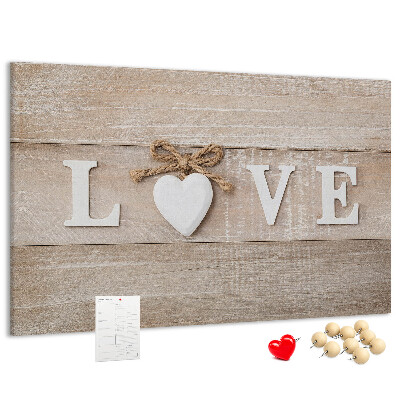 Pizarra de corcho Amor expresado en letras de corazón de madera