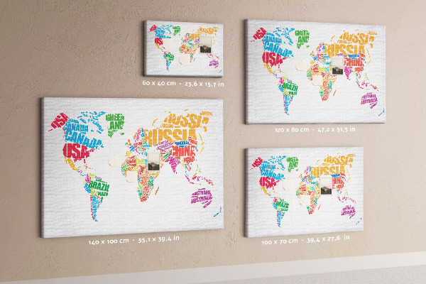Pizarra de corcho mapa mundial colorido con nombres de países