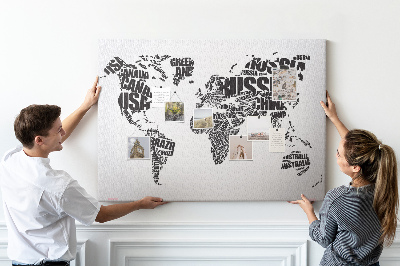 Tablero de anuncios Mapa del mundo con los nombres de los países en palabras.