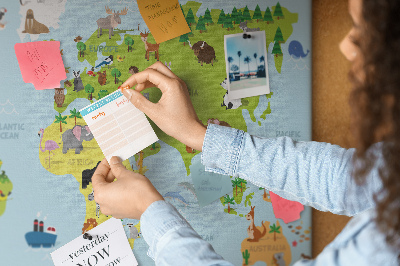 Pizarra de corcho mapa del mundo con animales y continentes