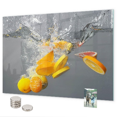 Pizarra magnética de cristal Frutas cítricas en agua