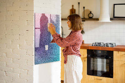 Pizarra magnética de pared con rotulador Un tablero colorido para notas y fotos.