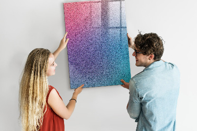 Pizarra magnética de pared con rotulador Un tablero colorido para notas y fotos.