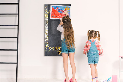 Pizarra magnética de pared con rotulador Un elegante tablero para notas y fotos.