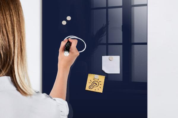 Pizarra magnética de pared con rotulador Tablero moderno para notas y fotos