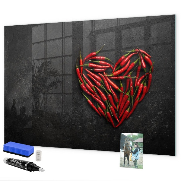 Pizarra borrable de cristal con imanes Un corazón de pimientos y fotos de recuerdos