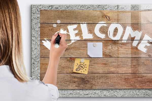 Pizarra magnética de pared con rotulador Tablero de bienvenida con espacio para fotos