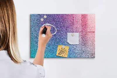 Pizarra magnética de pared con rotulador Un tablero colorido para notas y fotos.