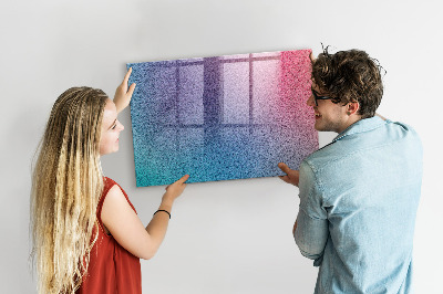 Pizarra magnética de pared con rotulador Un tablero colorido para notas y fotos.
