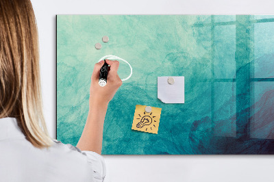Pizarra magnética de pared con rotulador Un tablero colorido para notas y fotos.