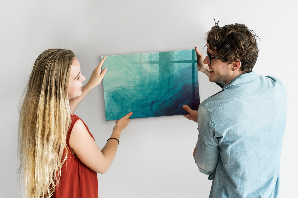 Pizarra magnética de pared con rotulador Un tablero colorido para notas y fotos.