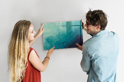 Pizarra magnética de pared con rotulador Un tablero colorido para notas y fotos.