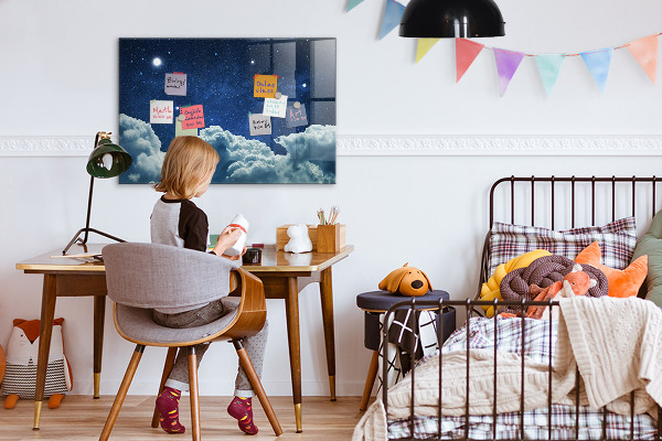 Pizarra magnética de pared con rotulador Un tablero de notas y fotos