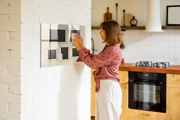 Pizarra magnética de pared con rotulador Un espacio creativo para los recuerdos familiares