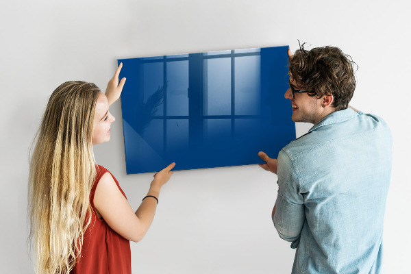 Pizarra magnética de pared con rotulador Un práctico tablero para notas y fotos.