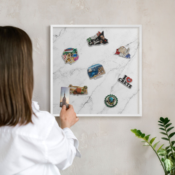 Tablero magnético de pared para imanes con marco blanco Patrón de mármol