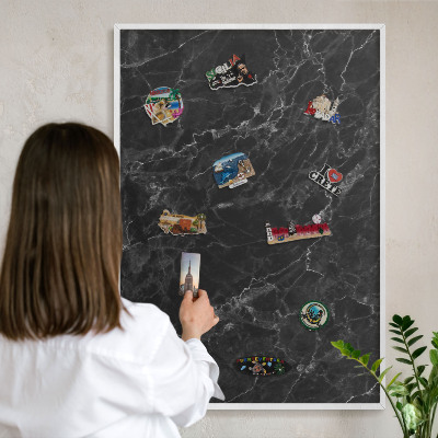Tablero magnético de pared para imanes con marco blanco Mármol negro