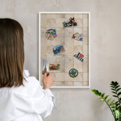 Tablero magnético de pared para imanes con marco blanco Elegancia neutral