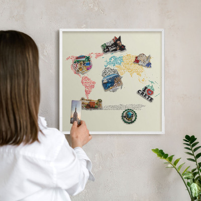 Tablero magnético de pared para imanes con marco blanco Mapa del mundo