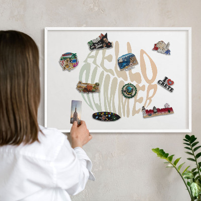 Tablero magnético metálico para souvenirs en color blanco Hola verano