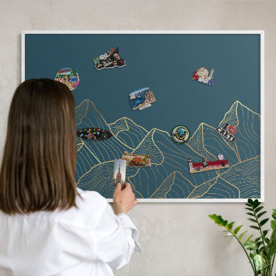 Tablero magnético de pared para imanes con marco blanco Minimalismo de montaña