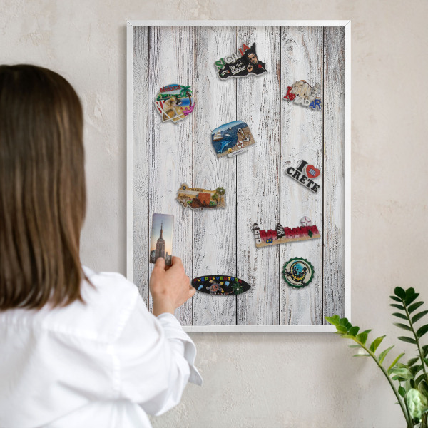 Tablero magnético metálico para souvenirs en color blanco Madera rústica