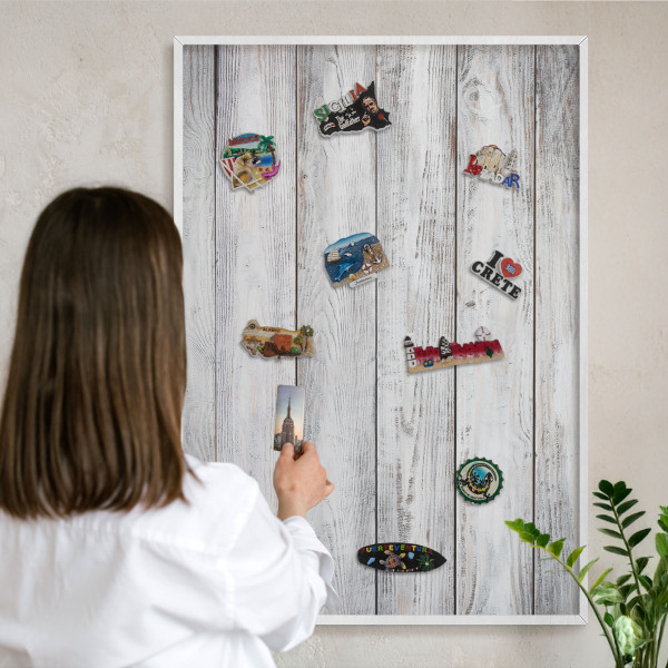 Tablero magnético metálico para souvenirs en color blanco Madera rústica