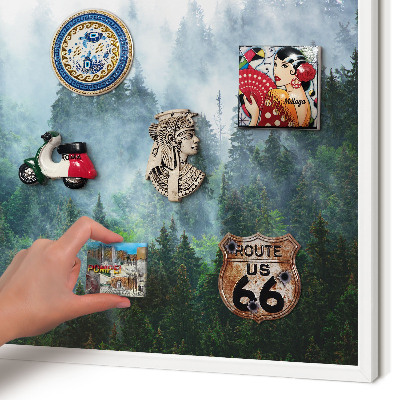 Tablero magnético metálico para souvenirs en color blanco Bosque misterioso