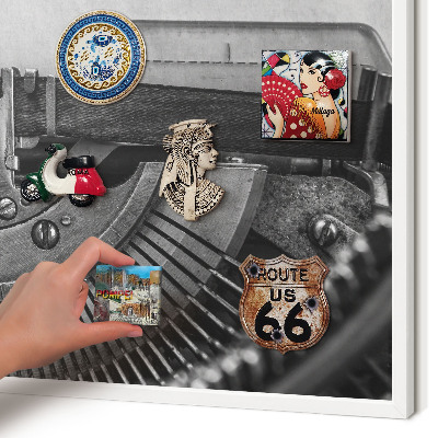 Tablero magnético de pared para imanes con marco blanco Máquina antigua