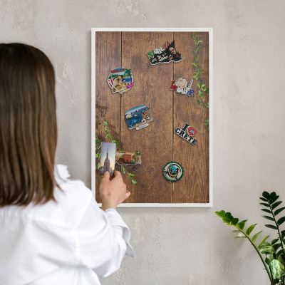 Tablero magnético de pared para imanes con marco blanco Naturaleza de la madera