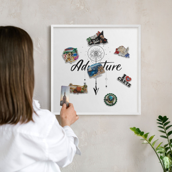 Tablero magnético metálico para souvenirs en color blanco Tema de aventuras