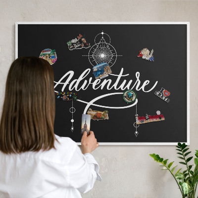 Tablero magnético de pared para imanes con marco blanco Inspiración para viajar