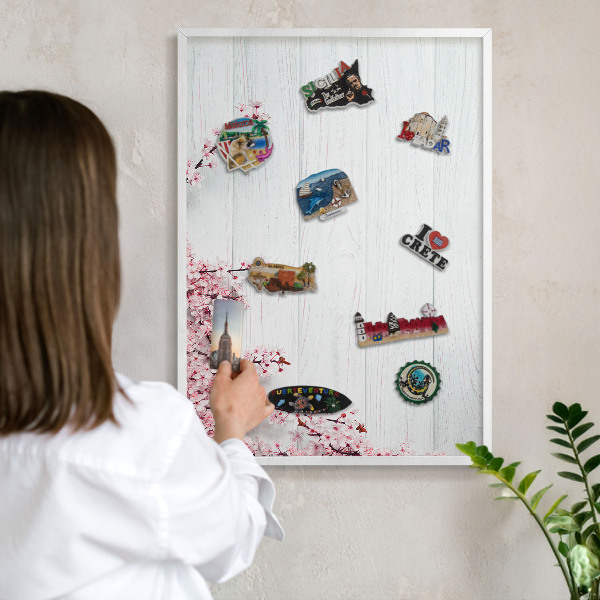 Tablero magnético metálico para souvenirs en color blanco Elegancia floreciente