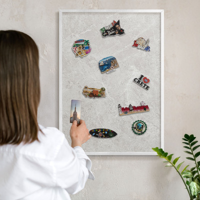 Tablero magnético de pared para imanes con marco blanco Mármol gris