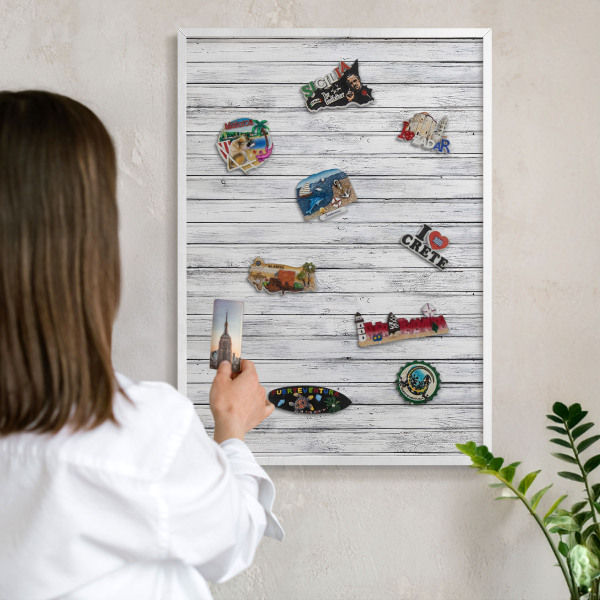 Tablero magnético metálico para souvenirs en color blanco Madera clara