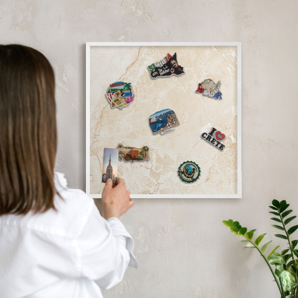 Tablero magnético de pared para imanes con marco blanco Mármol delicado
