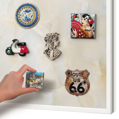 Tablero magnético metálico para souvenirs en color blanco Elegancia sutil