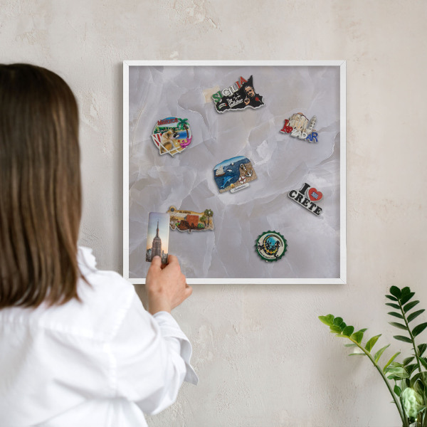Tablero magnético de pared para imanes con marco blanco Elegancia gris