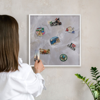 Tablero magnético de pared para imanes con marco blanco Elegancia gris