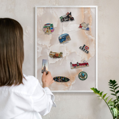 Tablero magnético metálico para souvenirs en color blanco Ondas sutiles